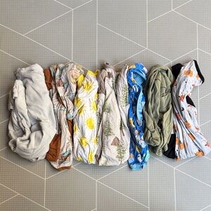 Set of seven assorted onesies 12-18 mo